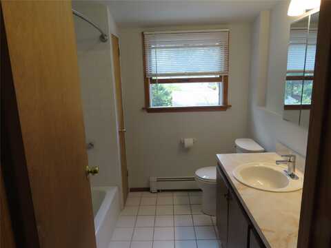 120 Cerny Place, West Islip, NY 11795