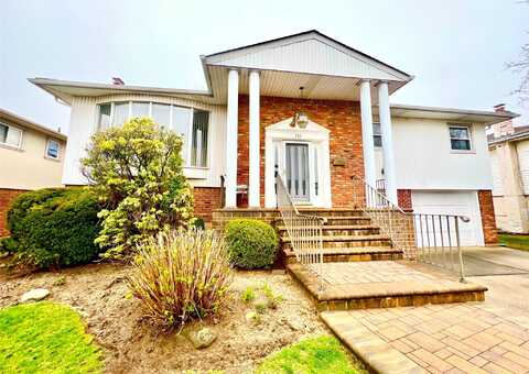 734 Golf Drive, North Woodmere, NY 11581