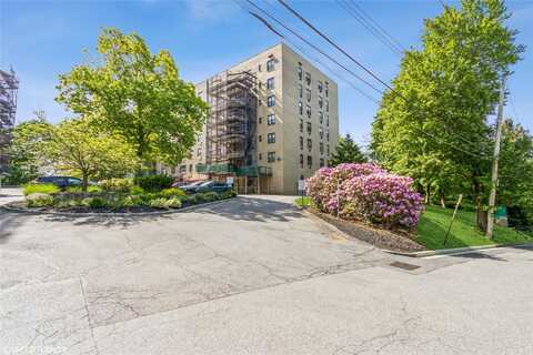 35 Stewart Place, Mount Kisco, NY 10549
