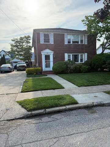 60 Chestnut Street, Rockville Centre, NY 11570