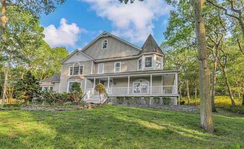 176 Lower Sheep Pasture Road, East Setauket, NY 11733