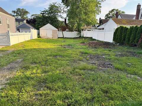 198 motley Street, Valley Stream, NY 11580