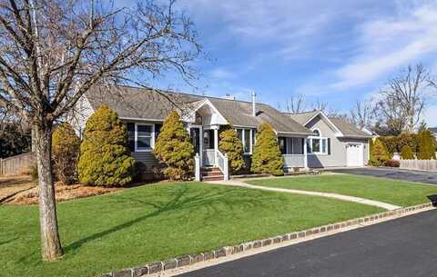 1 Apple Street, Syosset, NY 11791