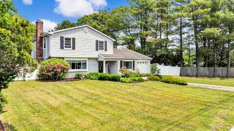 965 Old Town Road, Coram, NY 11727