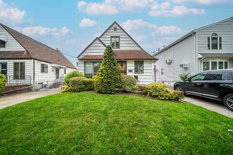 8140 268th Street, Glen Oaks, NY 11004