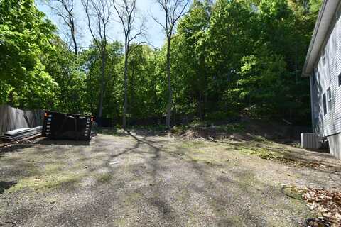 Long Branch Road, Glen Cove, NY 11542