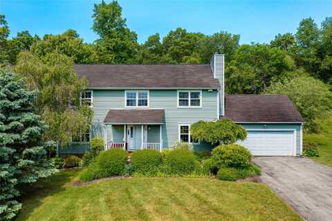 7 Watchhill Road, Pawling, NY 12564