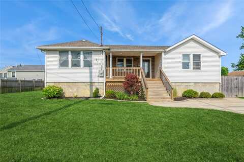 2594 Riverside Avenue, Seaford, NY 11783