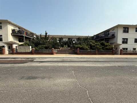 65 W Broadway, Long Beach, NY 11561