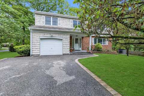 16 Gray Avenue, Dix Hills, NY 11746