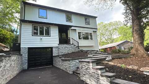 45 Forest Drive, Centerport, NY 11721