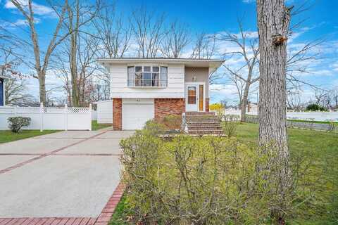 42 The Boulevard, North Amityville, NY 11701