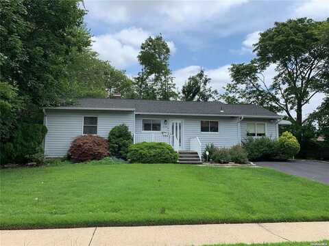 220 Central Park Road, Plainview, NY 11803