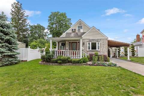 64 Remson Street, Valley Stream, NY 11580