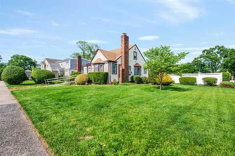 1503 Paul Street, Baldwin, NY 11510