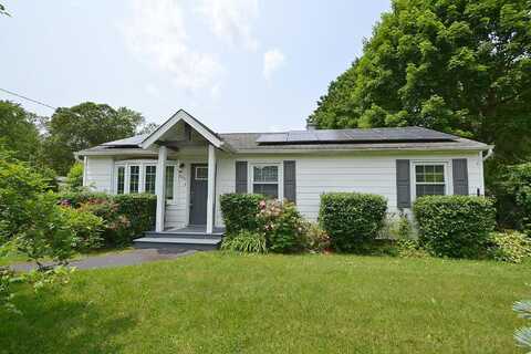 1578 N Thompson Drive, Bay Shore, NY 11706