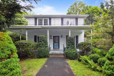 249 Cherry Lane, Airmont, NY 10901