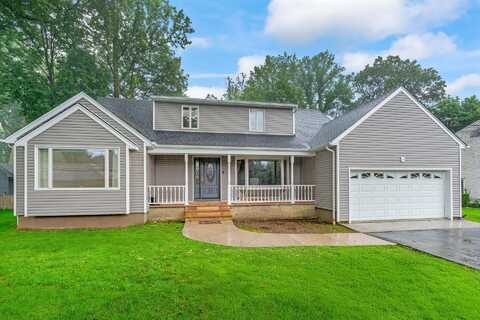 42 Titus Road, Glen Cove, NY 11542