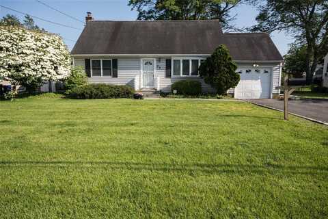 66 Tippin Drive, Huntington Station, NY 11746