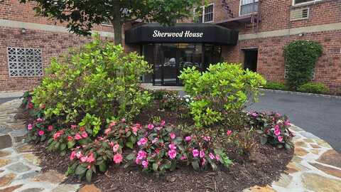 20 Secor Place, Yonkers, NY 10704