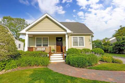 11 Anita Place, Amityville, NY 11701