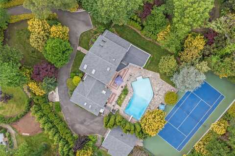 17 Oakmere Drive, Northport, NY 11768