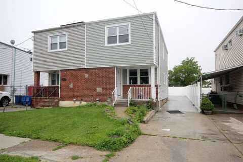6432 136th Street, Flushing, NY 11367
