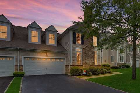 30 Toni Court, Center Moriches, NY 11934
