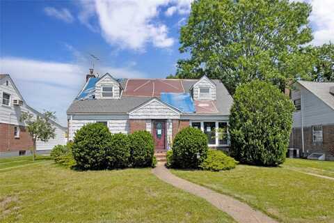1630 Salem Road, Valley Stream, NY 11580