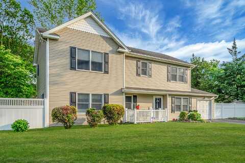 29 Kejaro Court, Centereach, NY 11720