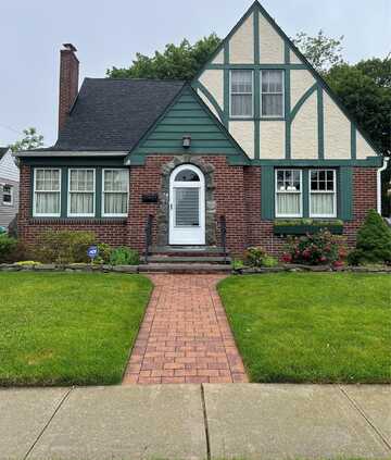8 Alexine Avenue, East Rockaway, NY 11518