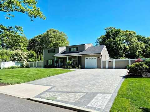 3 Mount Snow Lane, Coram, NY 11727