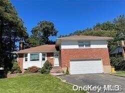 2 Stuart Drive, Syosset, NY 11791