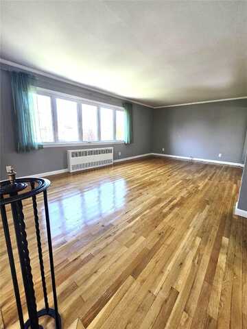 undefined, Howard Beach, NY 11414