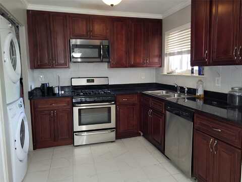 168 Feller Drive, Central Islip, NY 11722