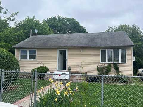 447 Albany Avenue, Amityville, NY 11701