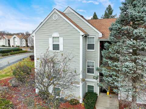 1025 Washington Green, New Windsor, NY 12553
