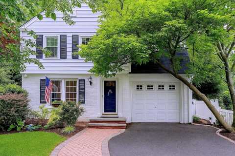 45 Darina Court, Hempstead, NY 11550