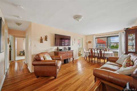 94-30 60 Ave, Elmhurst, NY 11373