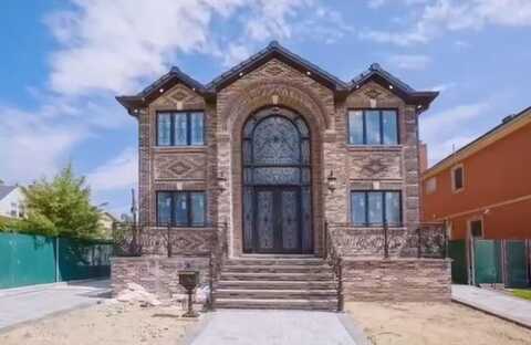 24-11 157th Street, Whitestone, NY 11357