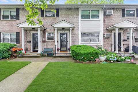 82-65 268 TH Street, Floral Park, NY 11004