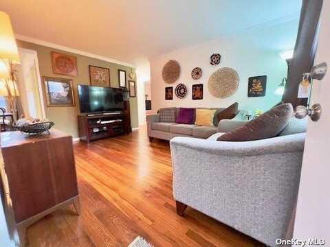 220-17 73 Avenue, Bayside, NY 11364