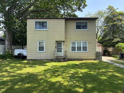 11 Yonda Drive, Sayville, NY 11782