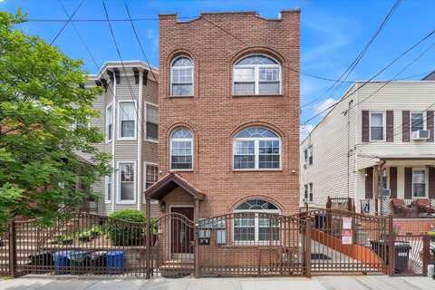90 Milford Street, Brooklyn, NY 11208