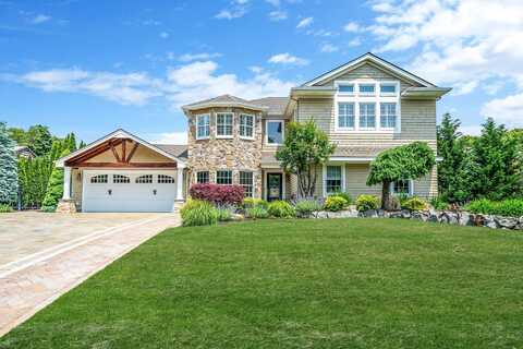 67 Lindron Avenue, Smithtown, NY 11787
