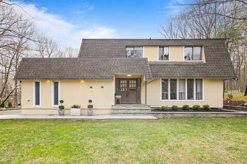 3 Footstep Lane, Pomona, NY 10970