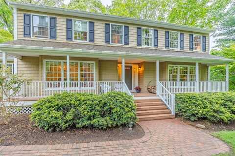 12 Nadworny Lane, Stony Brook, NY 11790