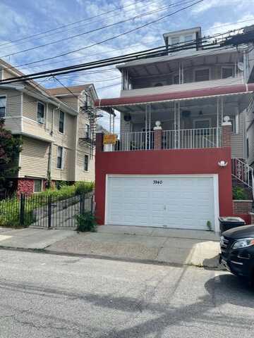3940 Hill Avenue, Bronx, NY 10466