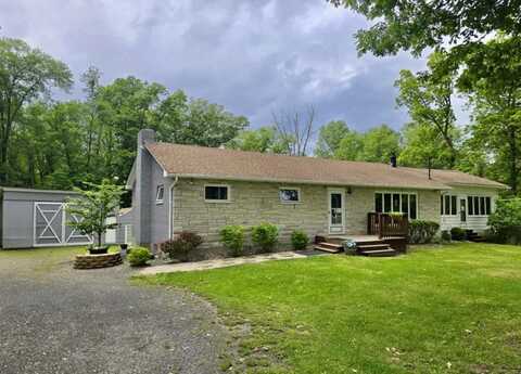 7 Red Top Road, Wallkill, NY 12589