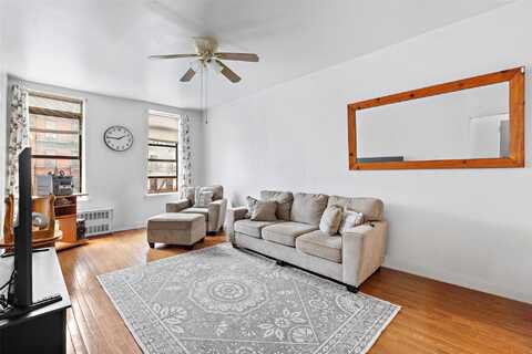 105 E 116th Street, New York (Manhattan), NY 10029